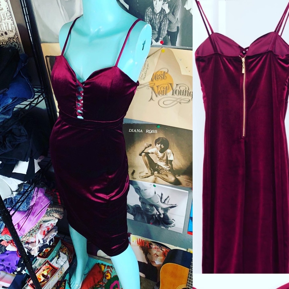 Sexy Anthropologie Joe & Elle 1990’s Style Velvet Wine Burgundy Midi Dress